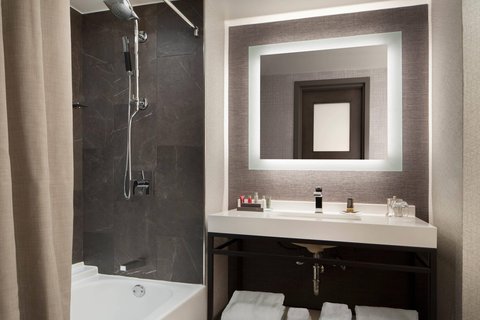 DALLAS MARRIOTT DOWNTOWN - Photo 17