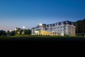 Courtyard by Marriott Lenox Berkshires