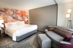  - Courtyard by Marriott Hotel Lenox