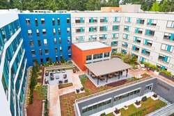  - Aloft Hotel Redmond