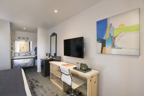 King Room Desk