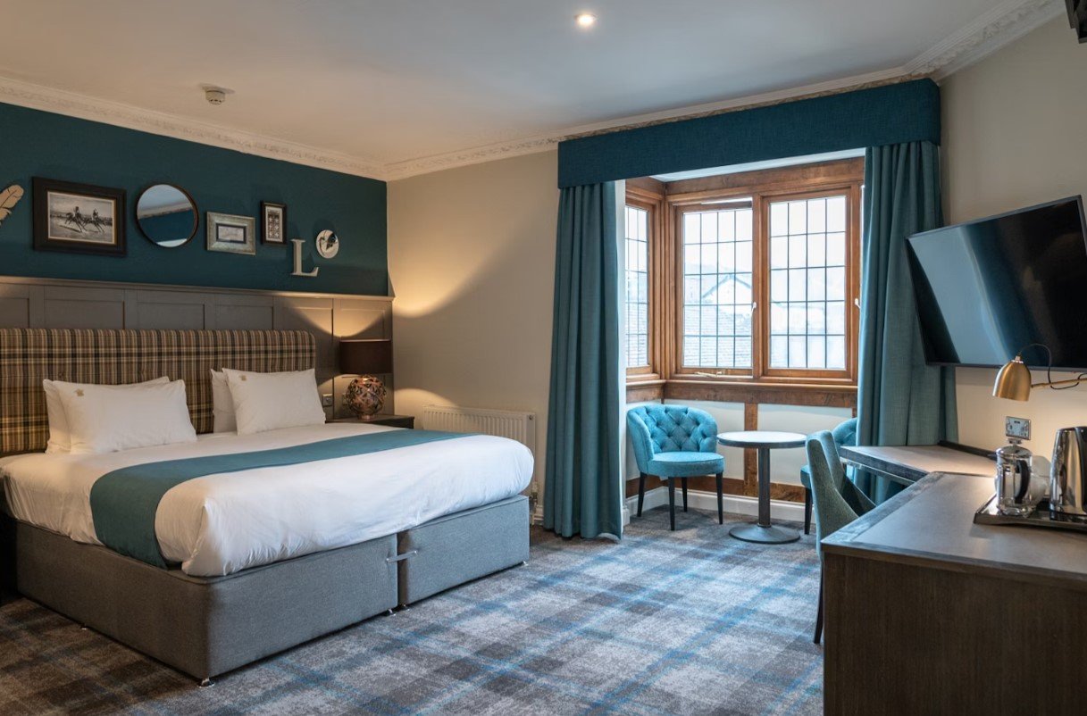 THE FEATHERS HOTEL-guestroom-Feature Junior Suite.jpg