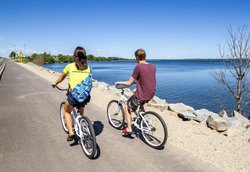  - Terrace Bay Hotel Gladstone