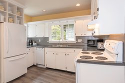  - Hastings House Salt Spring Island