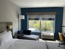  - Holiday Inn Express & Suites Starke