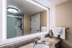  - Courtyard by Marriott Marion Square Charleston - I-26, Exit 221B