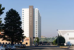  - Davenport Grand Hotel Spokane - I-90, Exit 281