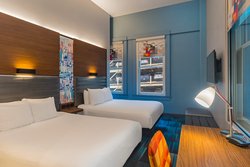  - Aloft Hotel Downtown Houston - I-10, Exit 769A & 769B