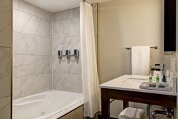  - Four Points by Sheraton Hotel Thorold