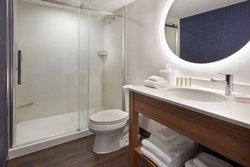  - Fairfield Inn & Suites by Marriott Niagara Falls