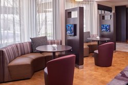  - Courtyard by Marriott Hotel Downtown St Louis - I-64, Exits 38A & 38B