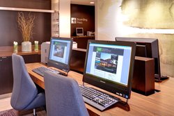  - Courtyard by Marriott Hotel Downtown St Louis - I-64, Exits 38A & 38B