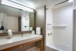  - Courtyard by Marriott Hotel LAX Hawthorne