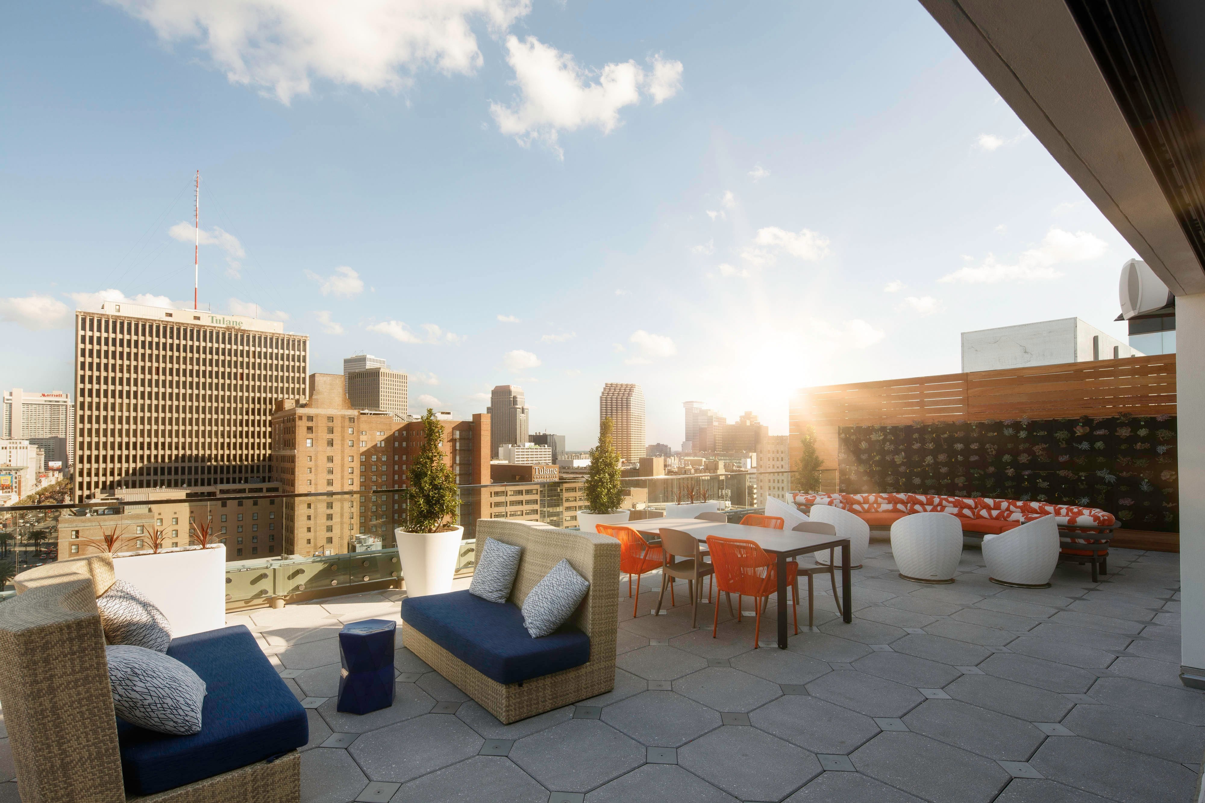 Vue - Rooftop Bar