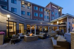  - Residence Inn by Marriott Arbor Lakes Maple Grove - I-94 & I-694, Exit 28