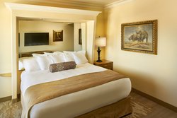  - Davenport Tower Hotel Spokane - I-90, Exit 280 & 280B