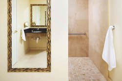  - Davenport Tower Hotel Spokane - I-90, Exit 280 & 280B