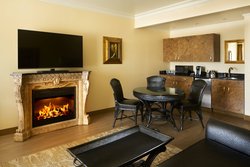  - Davenport Tower Hotel Spokane - I-90, Exit 280 & 280B