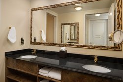  - Davenport Tower Hotel Spokane - I-90, Exit 280 & 280B