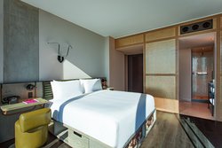  - Moxy Hotel by Marriott Downtown Los Angeles