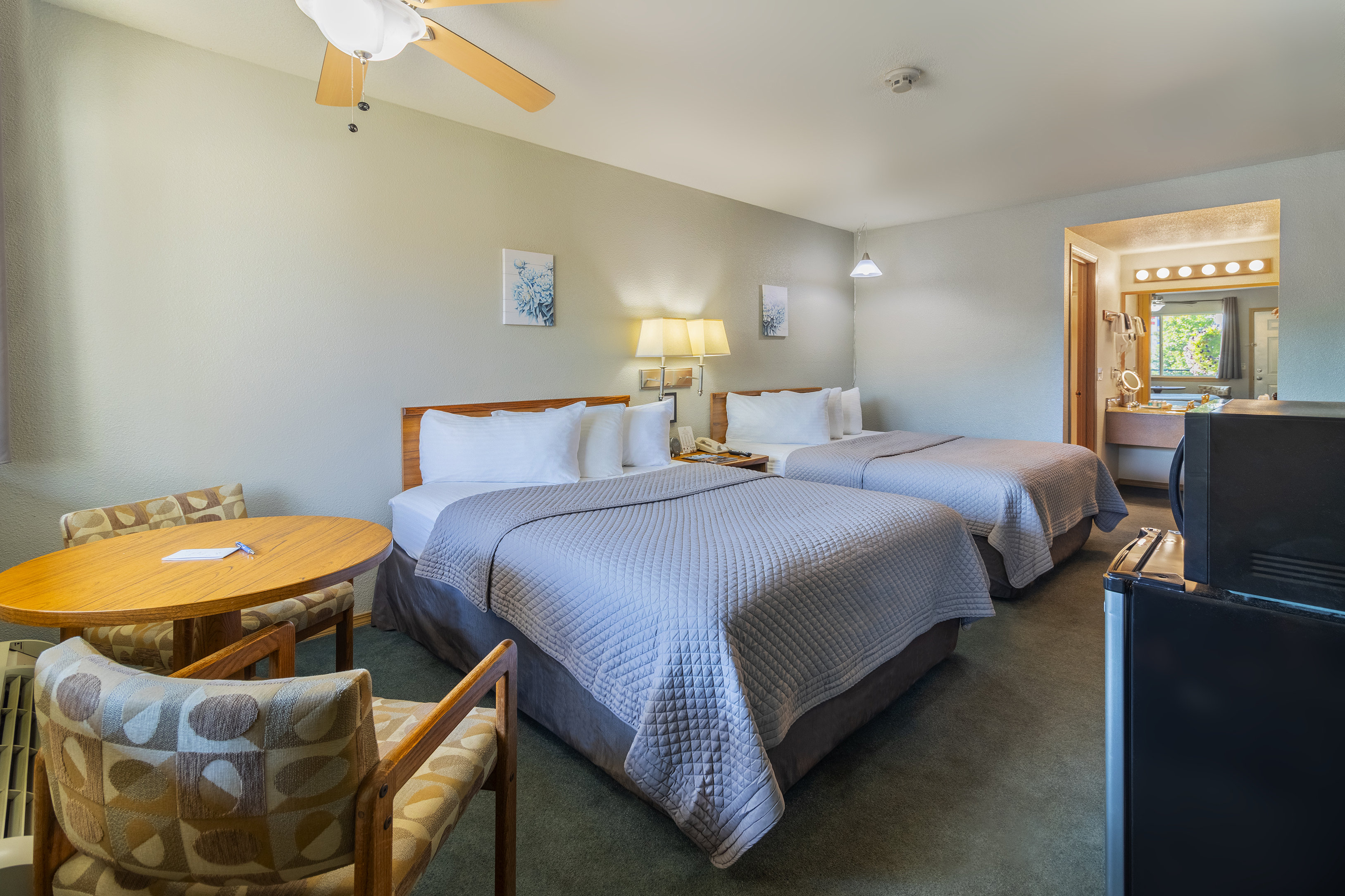 Two Queens Room Resort City Inn Coeur d'Alene ID
