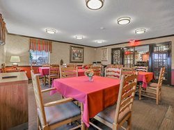  - Red Roof Inn Uhrichsville