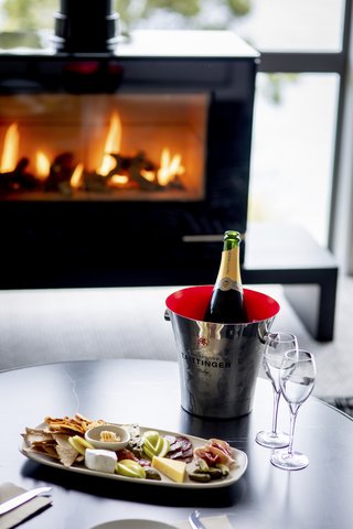 THE REES HOTEL - Photo 20