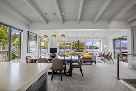 THE REES HOTEL - Photo 28
