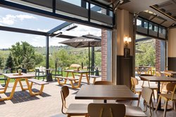  - Eddy Taproom & Hotel Golden