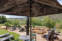  - Eddy Taproom & Hotel Golden