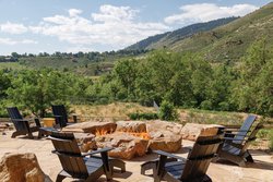  - Eddy Taproom & Hotel Golden