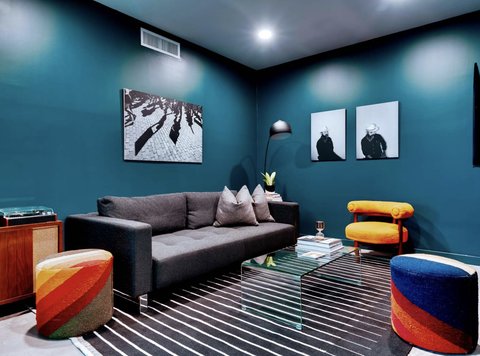 The Dryce Suite Lounge Area