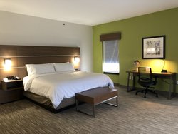  - Holiday Inn Express & Suites Franklin - I-65, Exit 2