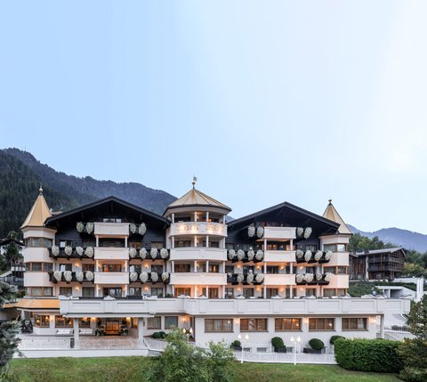 GARDENA GRODNERHOF HOTEL SPA - Main Photo