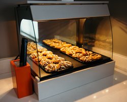  - Holiday Inn Express & Suites Urbandale - I-35 & I-80, Exit 129