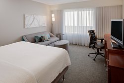  - Courtyard by Marriott West Fort Worth - I-30, Exits 8 & 8A