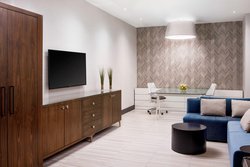  - Marriott Hotel Downtown Louisville - I-65, Exit 136C