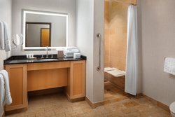  - Westin Hotel St Louis - I-64, Exits 39B & 40A