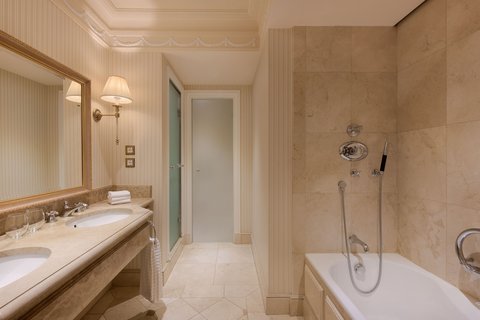 THE PALACE A LUXURY COLLECTION HOTEL MADRID - Photo 37