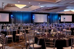  - Renaissance Denver Central Park Hotel - I-70, Exit 278