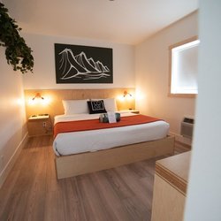  - LOGE Hotel Downtown Leavenworth