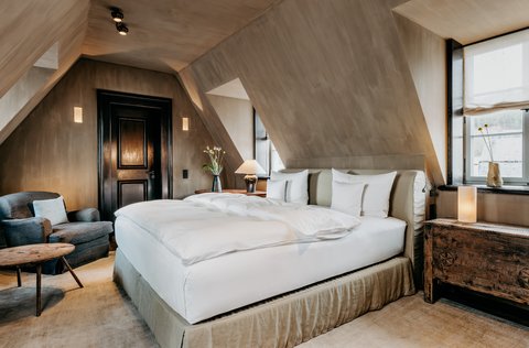 Premier Suite Historic Chancellery