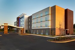  - Fairfield Inn & Suites by Marriott Arlington - I-40, Exit 25