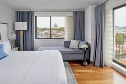  - Annapolis Waterfront Hotel