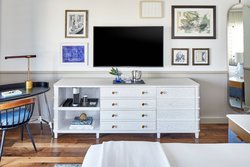  - Annapolis Waterfront Hotel