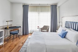  - Annapolis Waterfront Hotel