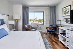  - Annapolis Waterfront Hotel