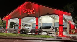  - Red Roof Inn & Suites DFW Airport Irving