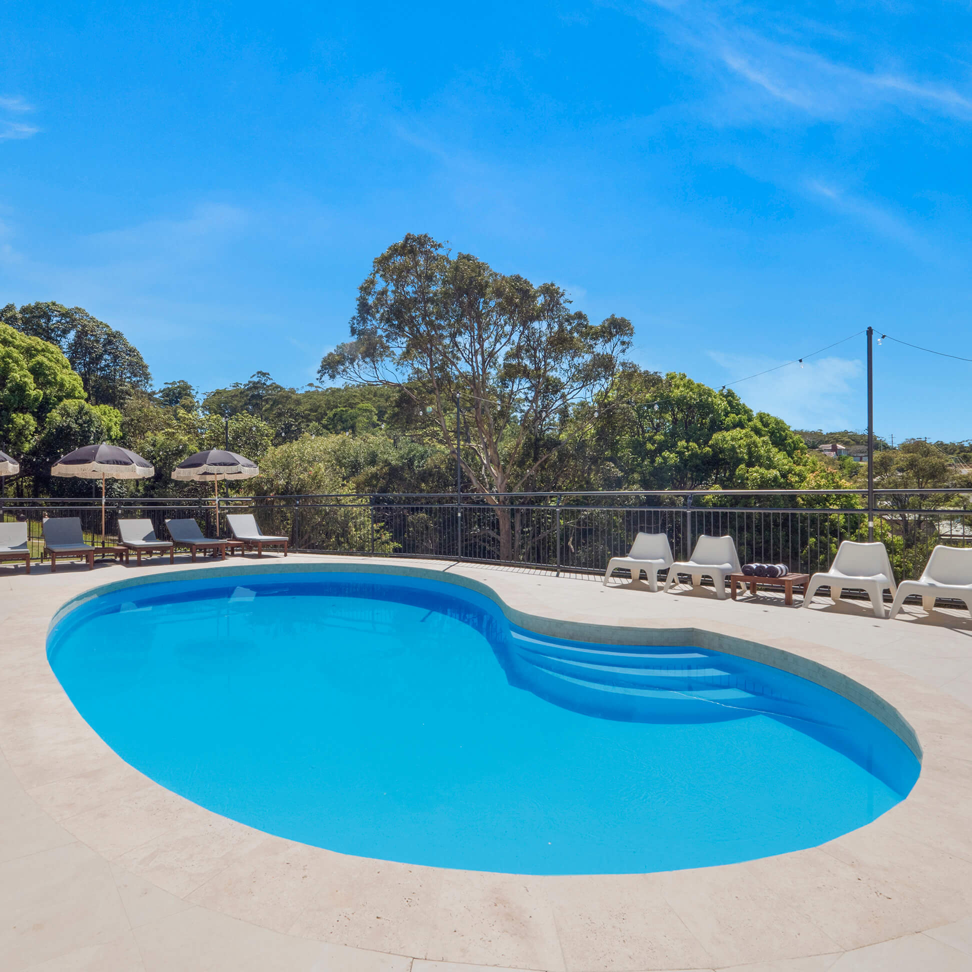 THE BEACH ROOMS-guestroom-The Beach Rooms Poolside.jpg