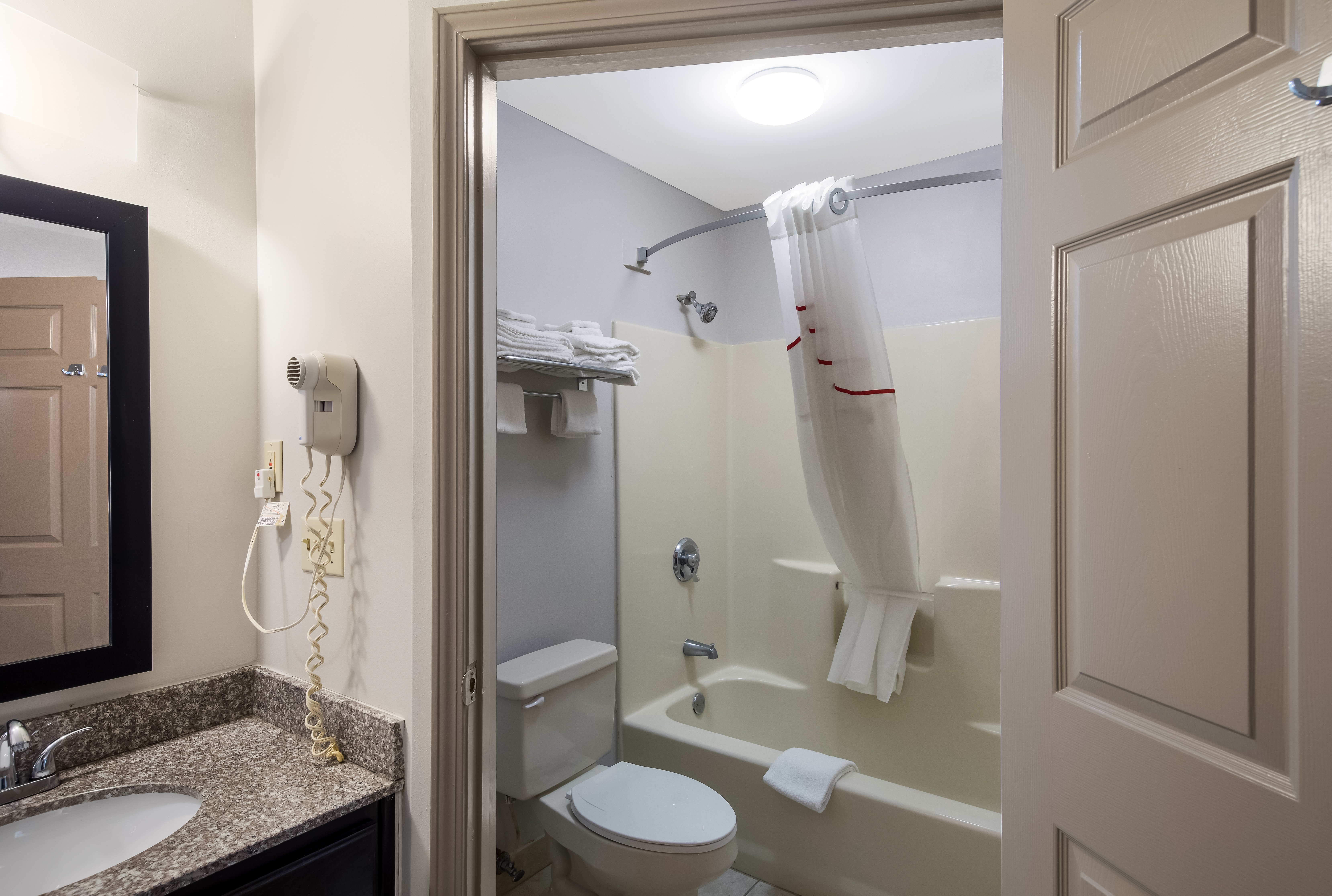 RED ROOF JASPER-guestroom-Vanity Bath.jpg